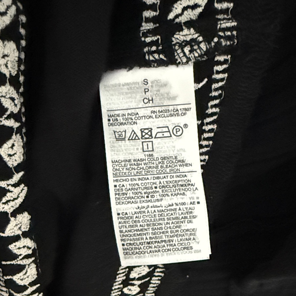Old Navy Black Maxi Dress with White Trim - Picture 5 of 8